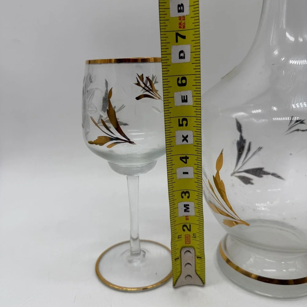 Vintage Etched Glass Decanter and Wine Glass Set Gold Silver‎ Leaf Floral Design